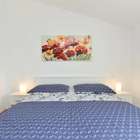 Apartments Jere 719